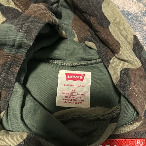 Toddler Levi’s hoodie size 4T - Picture 2 of 4